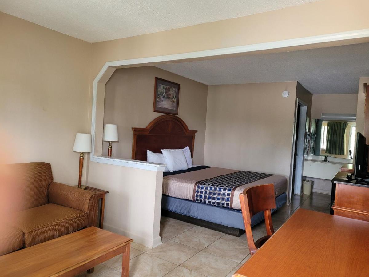 Highland Inn Denham Springs Baton Rouge East מראה חיצוני תמונה