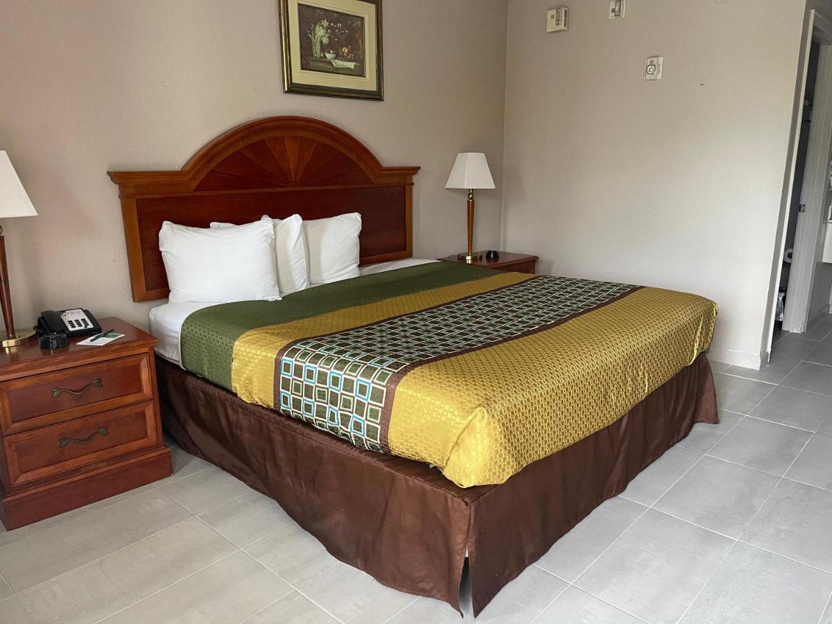 Highland Inn Denham Springs Baton Rouge East מראה חיצוני תמונה